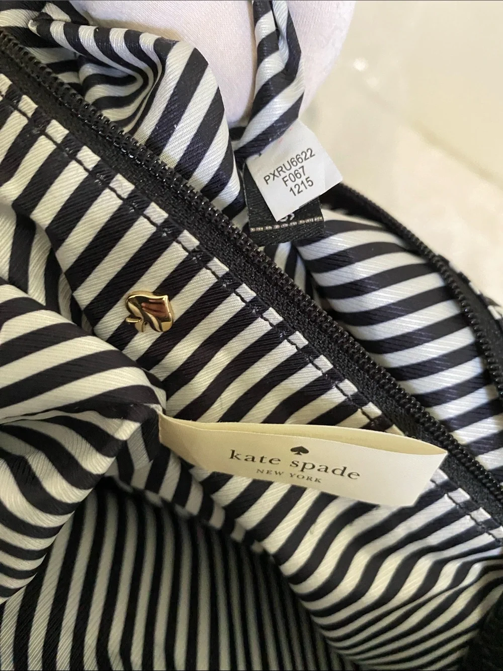 Kate Spade New York Prospect Place Kaia Hobo-Style Shoulder Bag in Black - Picture 10 of 17